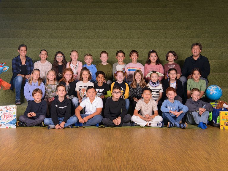 4r_Klassenfoto_2024-25.jpg 